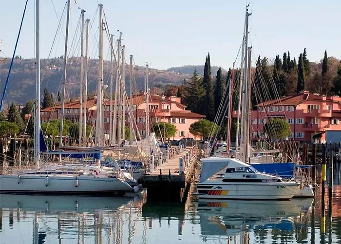 Marina Portoro Family Friendly 1 - One Bedroom Διαμέρισμα Πορτορόζ